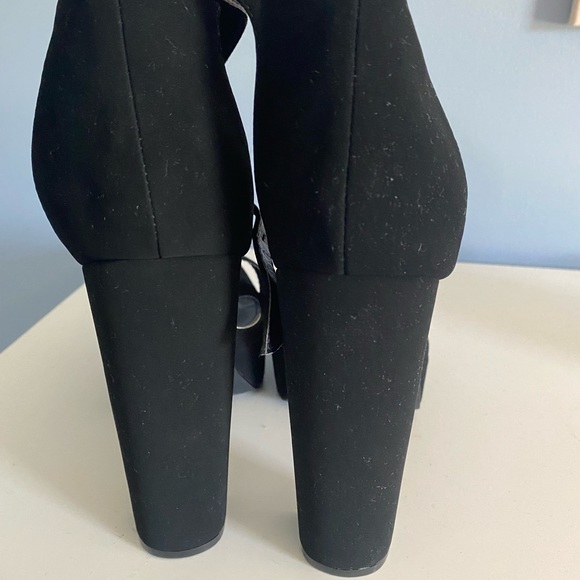 Platform heeled sandals - Picture 3 of 3